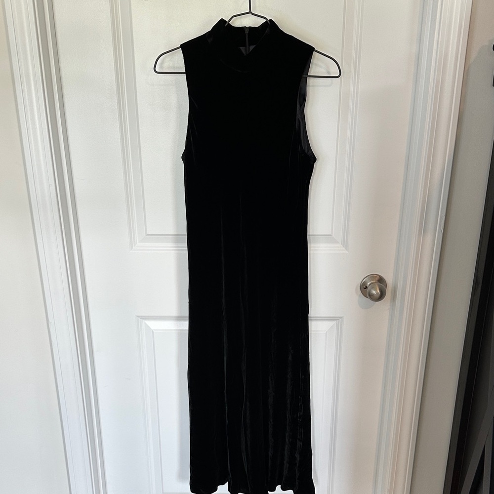 Lauren Ralph Lauren Elegant Black Velvet Midi Dress